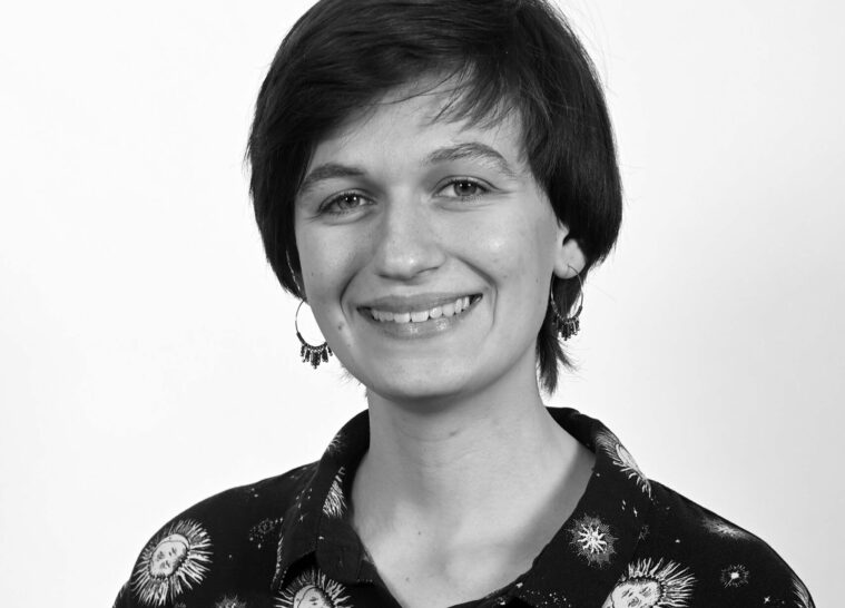 Lola Dumesnil
